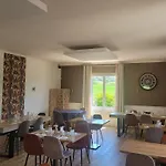 Au Moulin Du Pont *