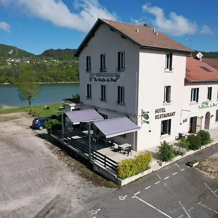 ホテル Au Moulin Du Pont *